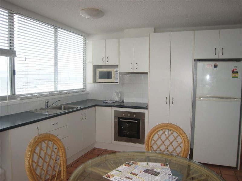 91/2 Ocean Ave, Surfers Paradise QLD 4217