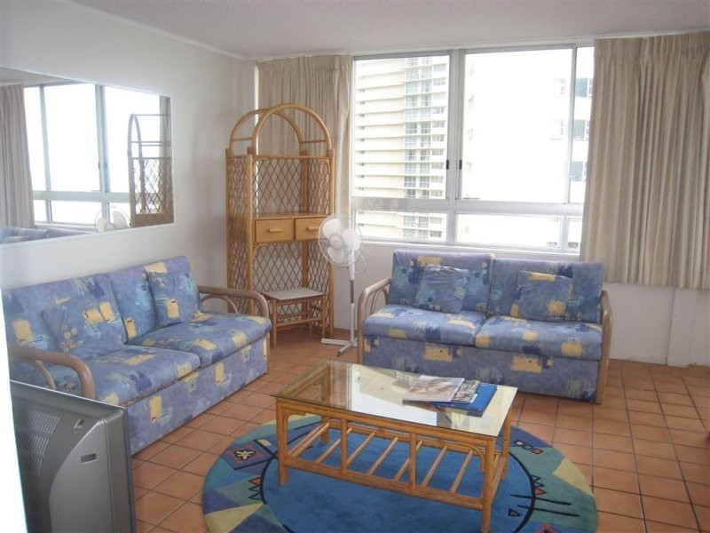 91/2 Ocean Ave, Surfers Paradise QLD 4217