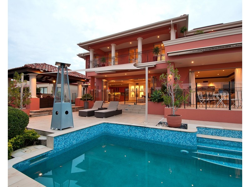 121/40 Cotlew Street East, Southport QLD 4215