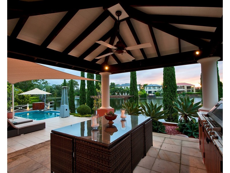 121/40 Cotlew Street East, Southport QLD 4215