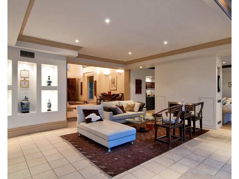 121/40 Cotlew Street East, Southport QLD 4215