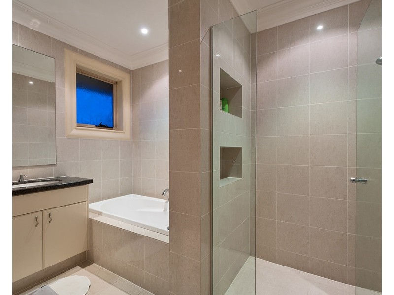 121/40 Cotlew Street East, Southport QLD 4215