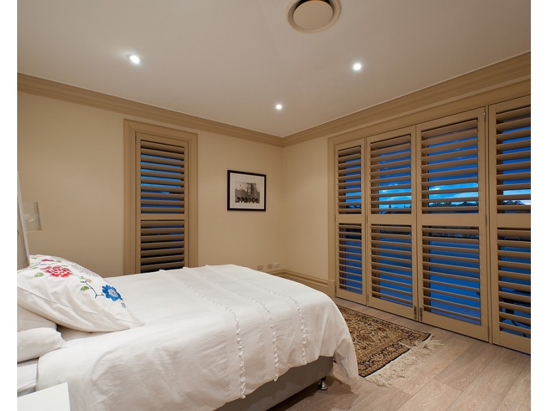 121/40 Cotlew Street East, Southport QLD 4215