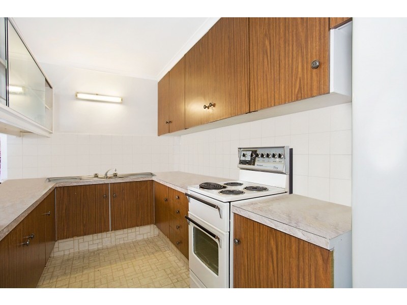 6/43 ‘Chelsea Court’ Chelsea Avenue, Broadbeach QLD 4218