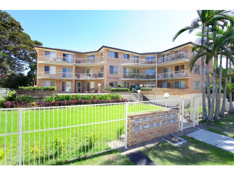 3/10 Brisbane Rd, Labrador QLD 4215