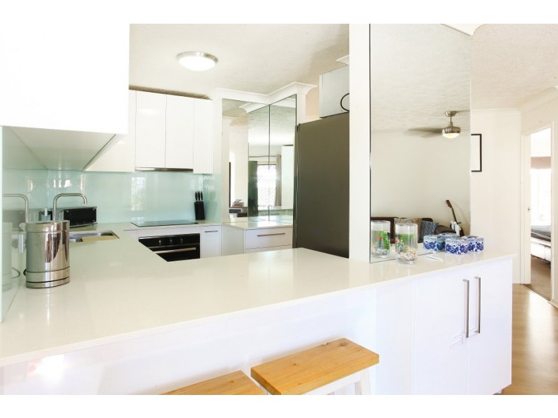 3/10 Brisbane Rd, Labrador QLD 4215