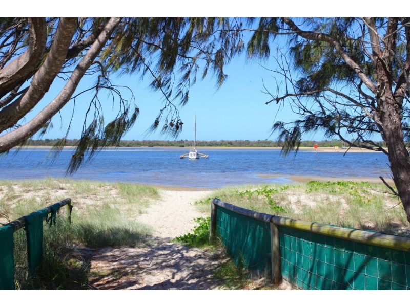 3/10 Brisbane Rd, Labrador QLD 4215