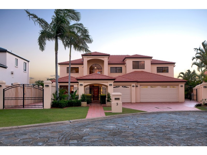 3 Clear Water Bay Avenue, Clear Island Waters QLD 4226