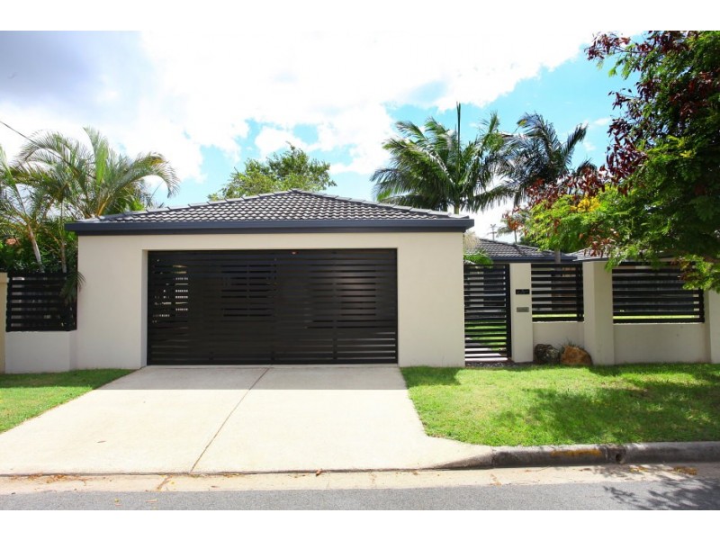 45 Coogeen Street, Bundall QLD 4217