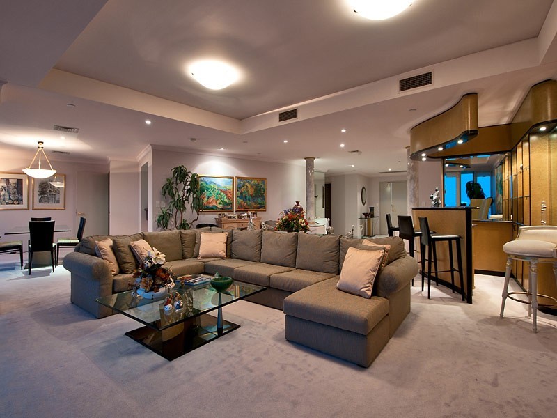 26B-2 ‘Rivage Royal’ 75 Brighton Parade, Southport QLD 4215