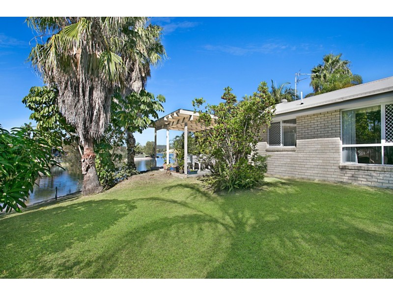14 Harrier Drive, Burleigh Waters QLD 4220