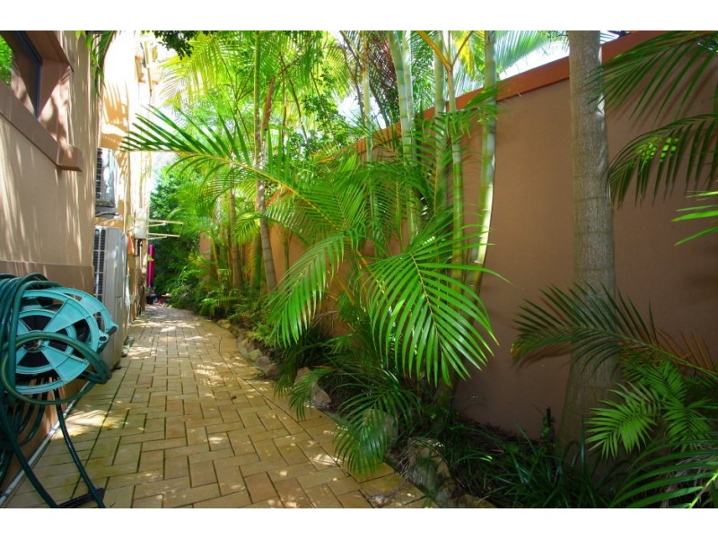 19 ‘Lake Hills’ 117 Palm Meadows Drive, Carrara QLD 4211