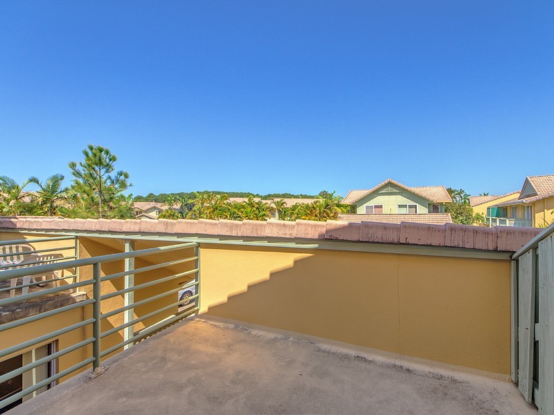 79/215 Cottesloe Drive, Mermaid Waters QLD 4218