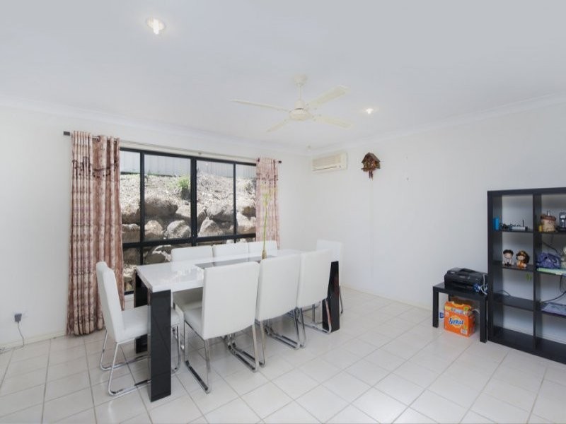 21 Respall Way, Arundel QLD 4214