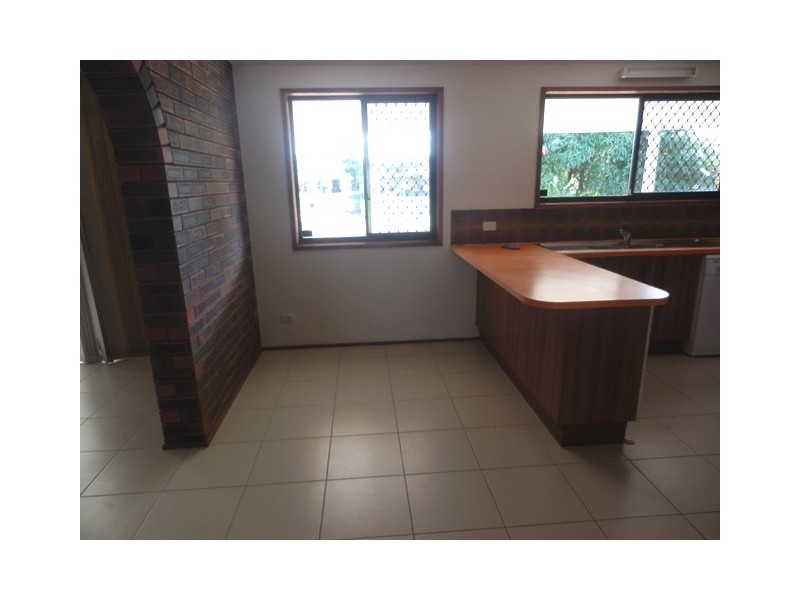 15 Delungra St, Broadbeach Waters QLD 4218