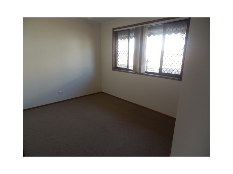 15 Delungra St, Broadbeach Waters QLD 4218
