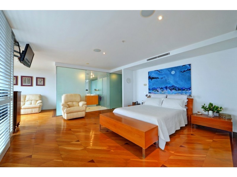 2401/17 ‘Aria’ Albert Avenue, Broadbeach QLD 4218