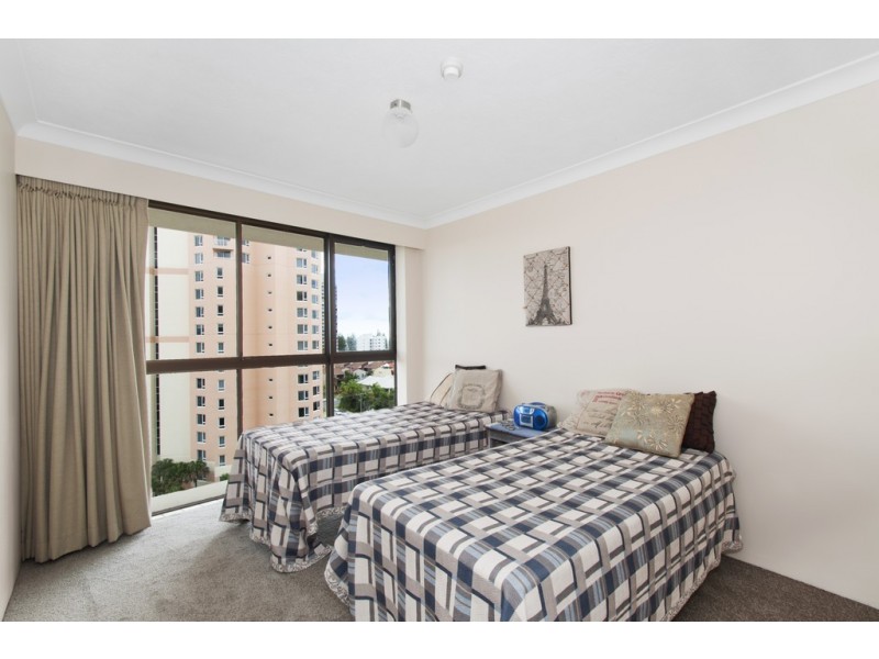 36 ‘Capricornia’ 121 Surf Parade, Broadbeach QLD 4218