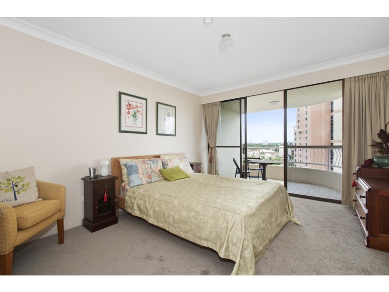 36 ‘Capricornia’ 121 Surf Parade, Broadbeach QLD 4218