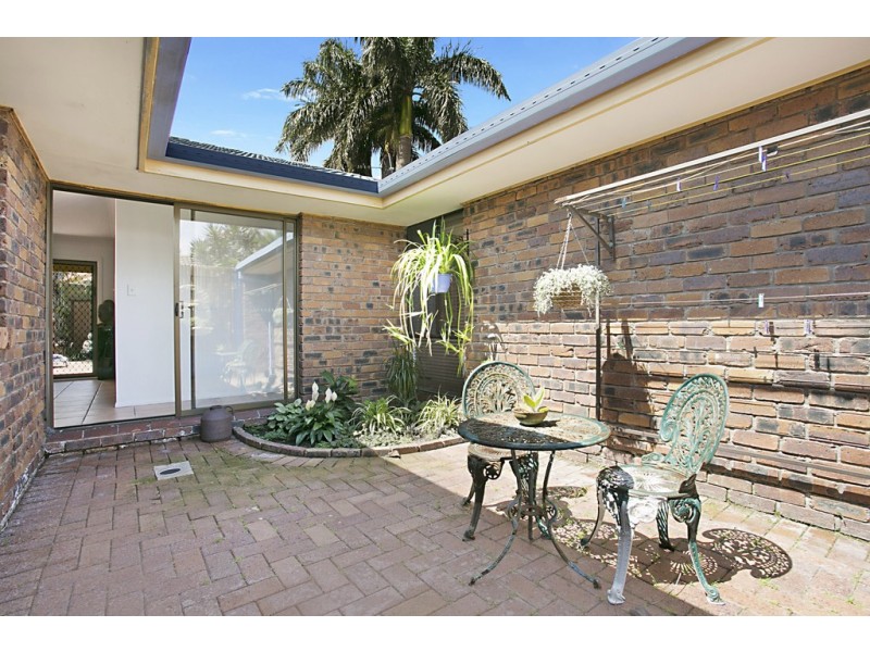 7 Oriole Court, Burleigh Waters QLD 4220