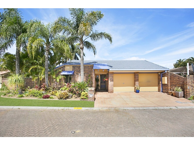 7 Oriole Court, Burleigh Waters QLD 4220