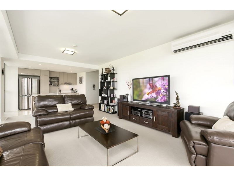 Apt 285 ‘Signature’ 135 Lakelands Drive, Merrimac QLD 4226