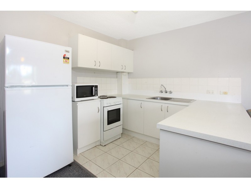 4/22 Leonard Avenue, Surfers Paradise QLD 4217