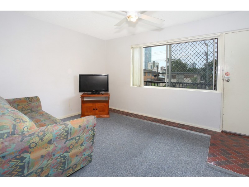 4/22 Leonard Avenue, Surfers Paradise QLD 4217