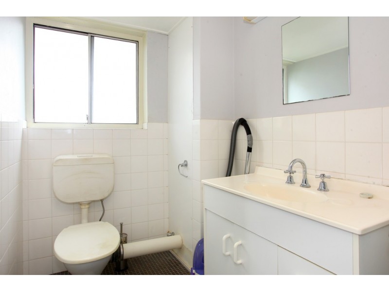 4/22 Leonard Avenue, Surfers Paradise QLD 4217