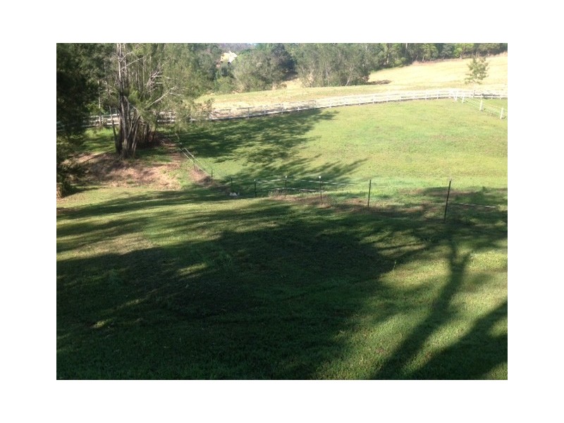 1057 Beaudesert-Nerang Road, Clagiraba QLD 4211