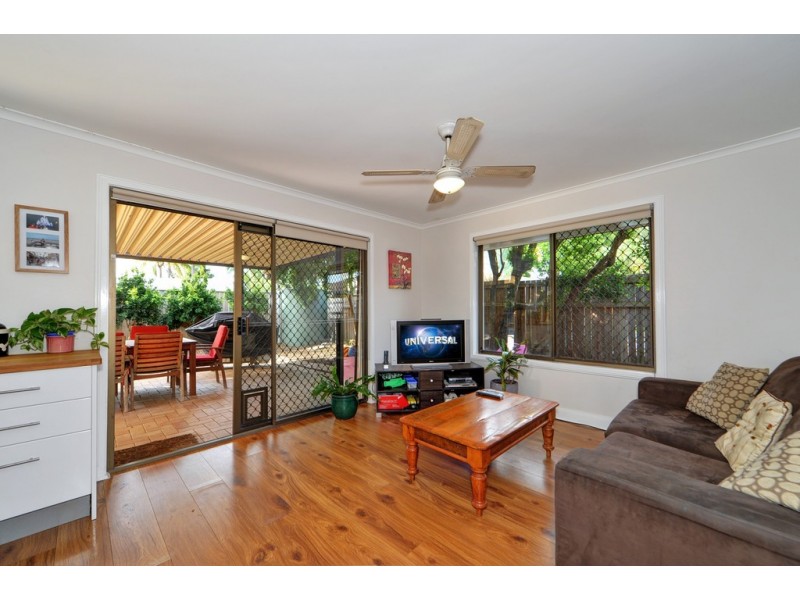 15 McCleary Street, Sorrento QLD 4217