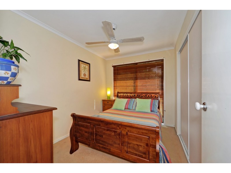 15 McCleary Street, Sorrento QLD 4217