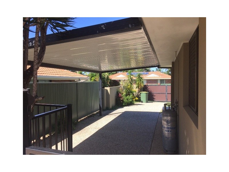 11 Mackay Place, Burleigh Waters QLD 4220