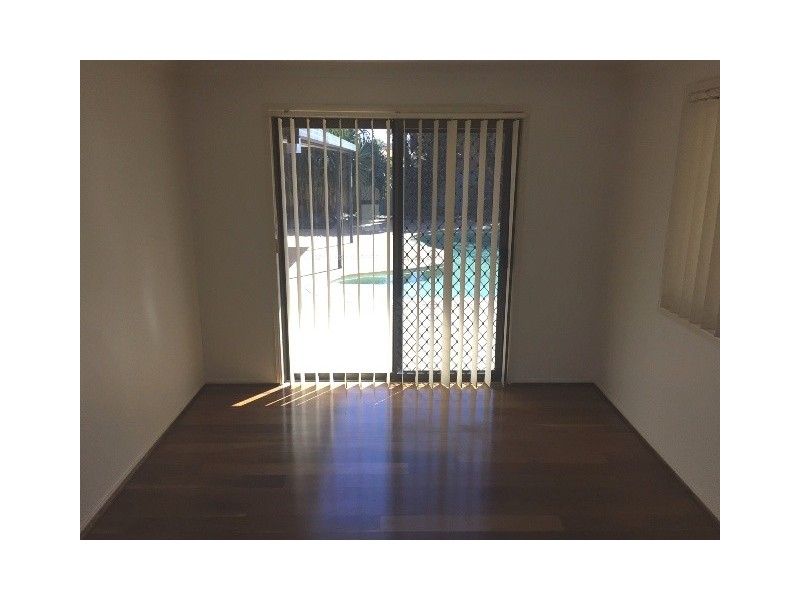 11 Mackay Place, Burleigh Waters QLD 4220
