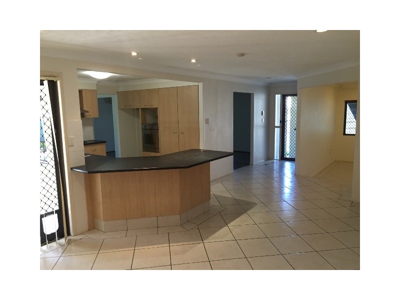 11 Mackay Place, Burleigh Waters QLD 4220