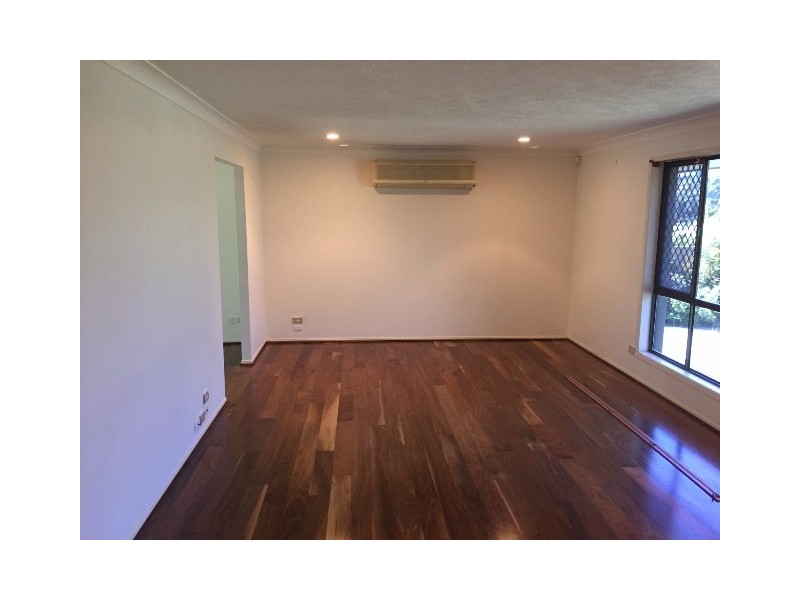 11 Mackay Place, Burleigh Waters QLD 4220