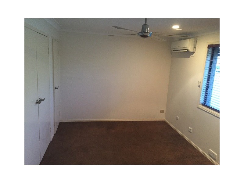 11 Mackay Place, Burleigh Waters QLD 4220
