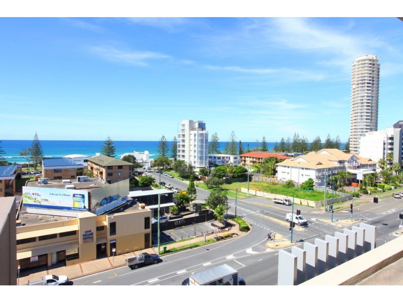 222/1 Toombul Ave ‘Miami One’, Miami QLD 4220