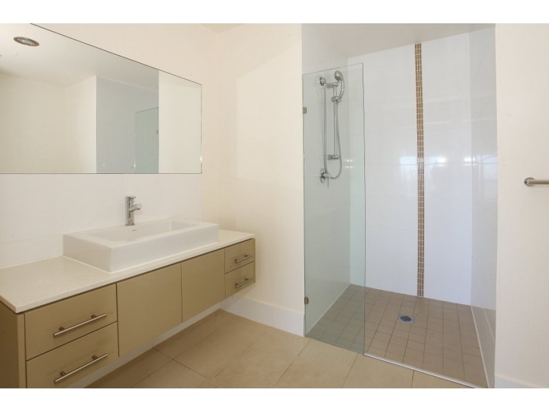 222/1 Toombul Ave ‘Miami One’, Miami QLD 4220