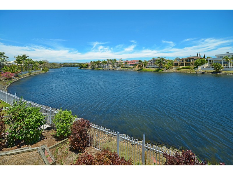 4 Warriewood Place, Robina QLD 4226