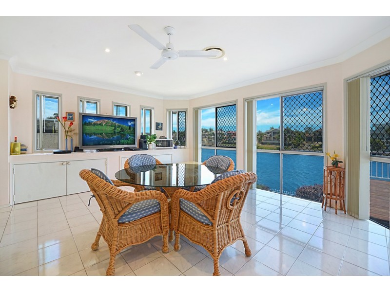 4 Warriewood Place, Robina QLD 4226