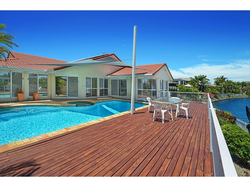 4 Warriewood Place, Robina QLD 4226