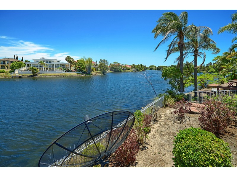 4 Warriewood Place, Robina QLD 4226