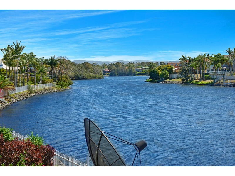 4 Warriewood Place, Robina QLD 4226