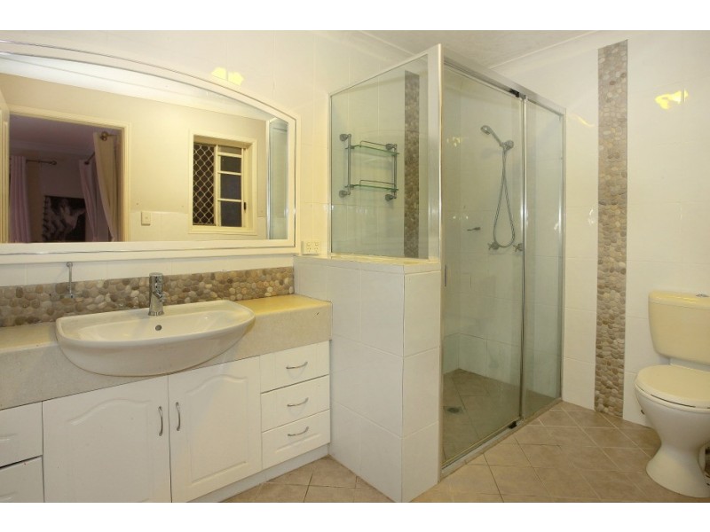 13 Kilburn Street, Robina QLD 4226