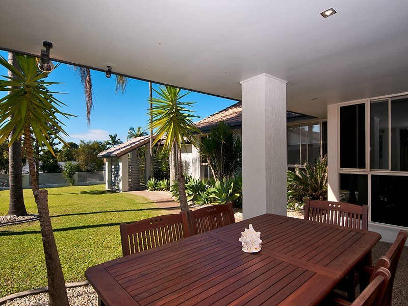 33 Hickey Way, Carrara QLD 4211