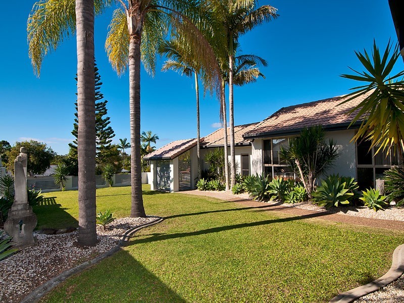 33 Hickey Way, Carrara QLD 4211