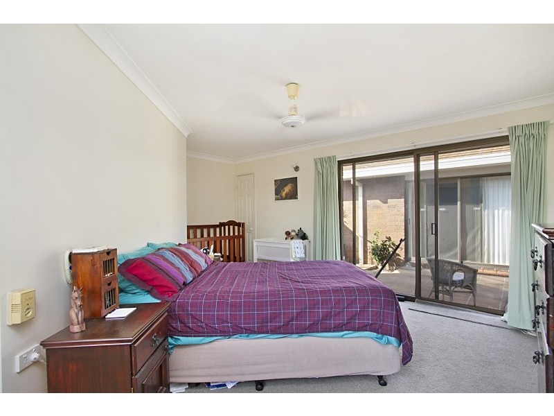 4 Plumosa Court, Mermaid Waters QLD 4218