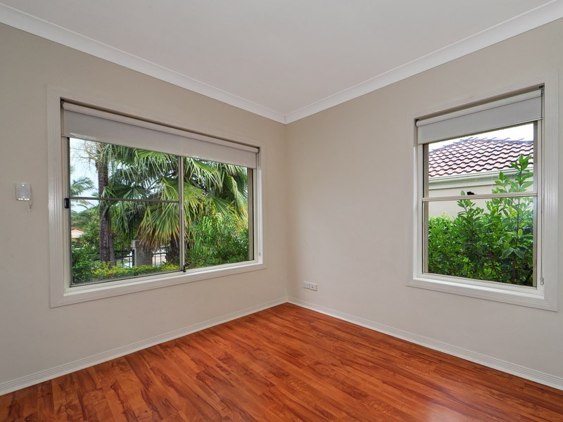 8 Musa Street, Ashmore QLD 4214