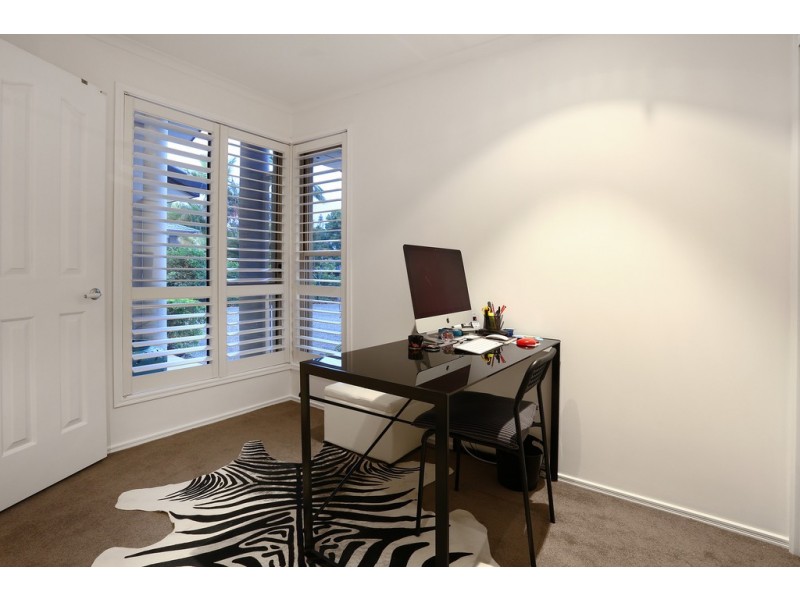 137 Camberwell Circuit, Robina QLD 4226
